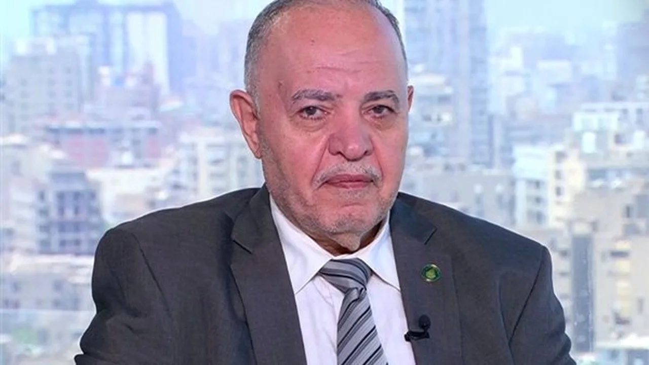 ترقب لاستقرار أسعار الدولار في ظل موجة زيادات تطال مختلف السلع والمنتجات